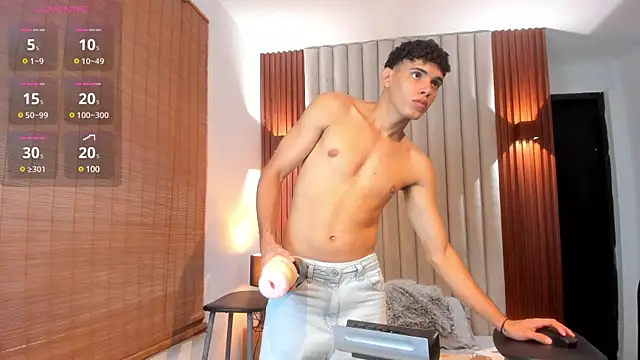 Snapshot of Justin_mack chatting on 03-09-25, 01:15 Justin mack online show from 03-09-25, 01:15