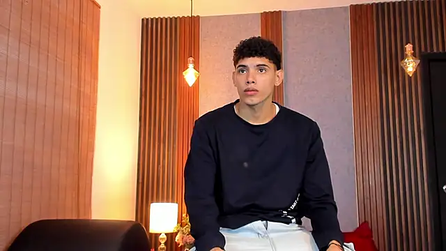 Snapshot of Justin_mack chatting on 03-13-25, 11:41 Justin mack online show from 03-13-25, 11:41