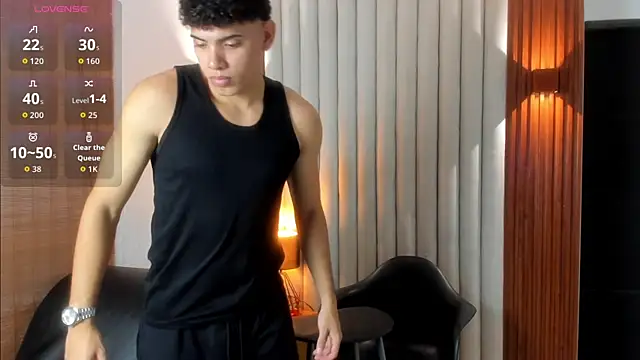 Snapshot of Justin_mack chatting on 10-08-25, 11:52 Justin mack online show from 10-08-25, 11:52