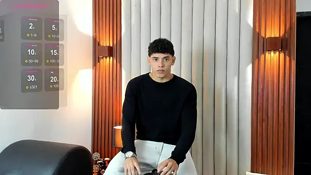 Snapshot of Justin_mack chatting on 11-15-25, 12:02 Justin mack online show from 11-15-25, 12:02