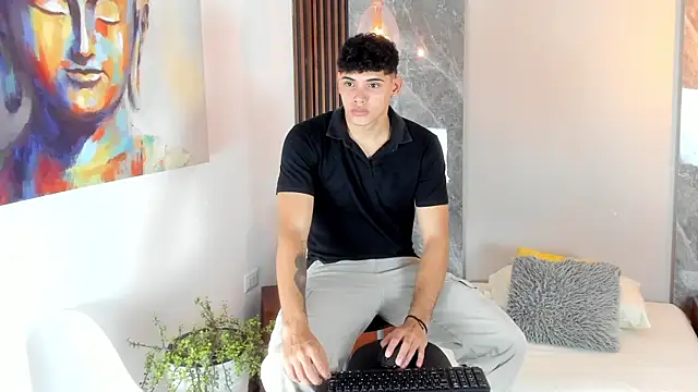 Snapshot of Justin_mack chatting on 01-05-26, 09:07 Justin mack online show from 01-05-26, 09:07