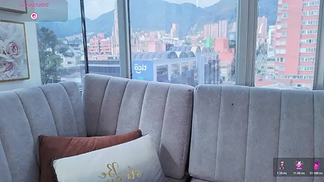 Daphne chers online show from 03-11-26, 08:04