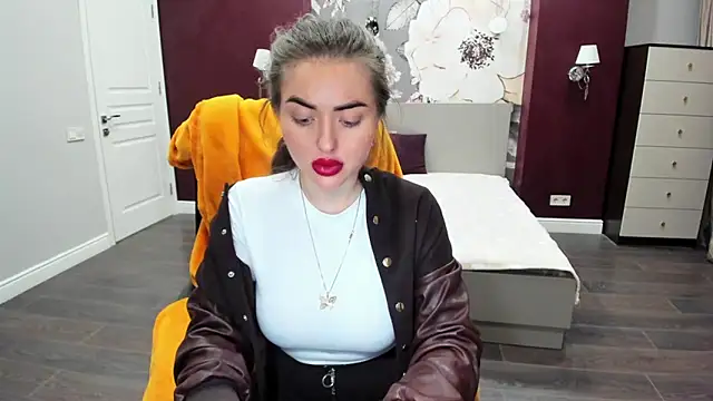 MissisCaty online show from 01-06-26, 07:39