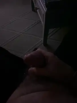 Snapshot of Avignon1963 chatting on 02-22-25, 06:28 Avignon1963 online show from 02-22-25, 06:28