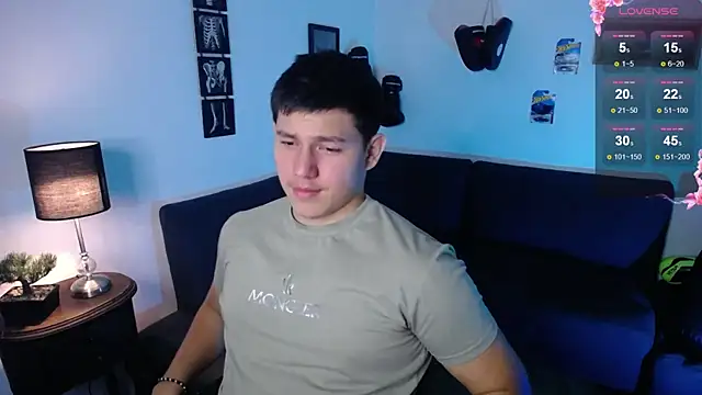 JamesCr  online show from 04-01-26, 02:12