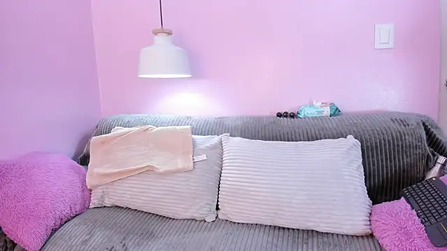 Hiyakasudere online show from 06-09-26, 06:41