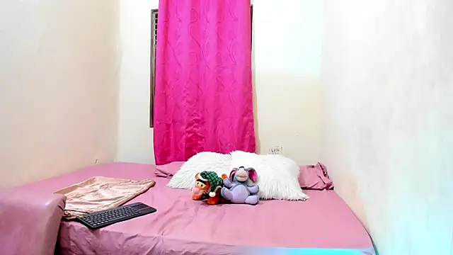 Paloma 24  online show from 02-07-25, 01:53