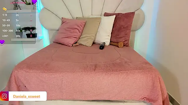 Danielaangelina online show from 03-25-26, 06:41