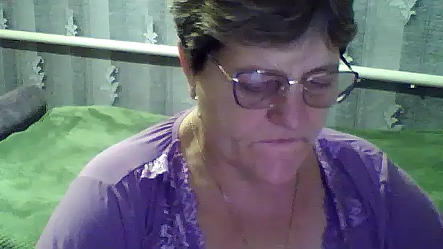 ElzaJewel online show from 10-10-25, 01:32