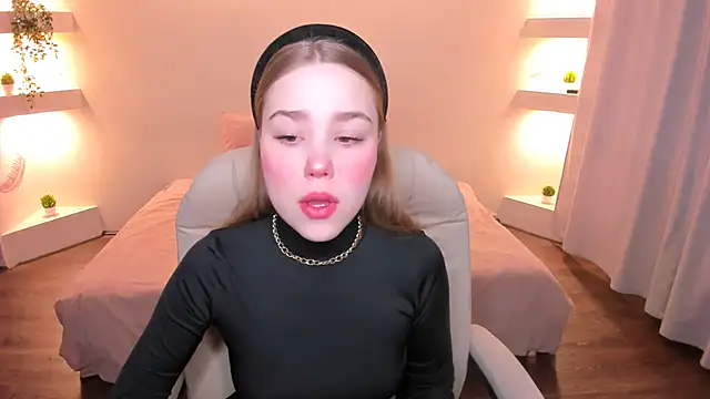 Snapshot of YourMegan chatting on 03-25-26, 07:31 YourMegan online show from 03-25-26, 07:31