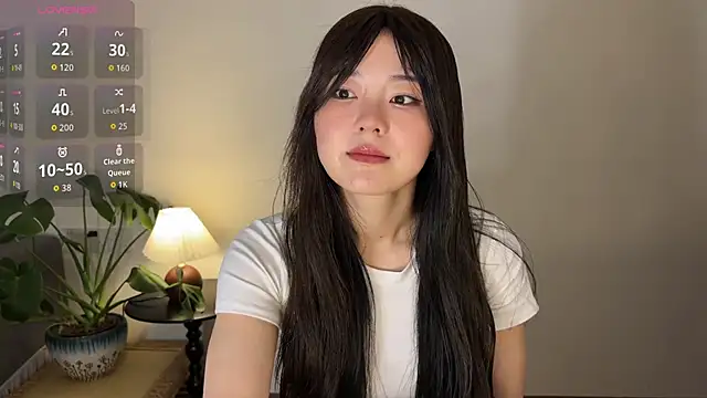 nanaliu6 online show from 04-10-26, 02:06