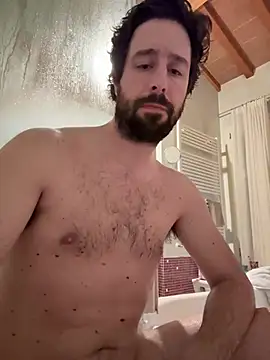 Snapshot of Ovett086 chatting on 03-07-26, 10:07 Ovett086 online show from 03-07-26, 10:07