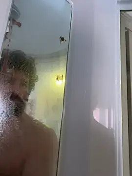 Snapshot of Ovett086 chatting on 04-03-26, 06:55 Ovett086 online show from 04-03-26, 06:55