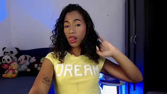 Snapshot of Alissemasiel chatting on 11-29-25, 08:56 Alissemasiel online show from 11-29-25, 08:56