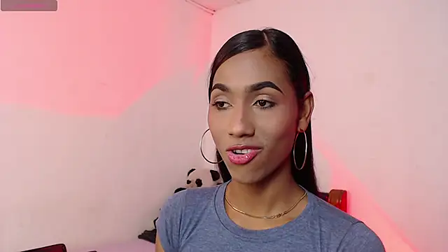 Snapshot of Alissemasiel chatting on 12-15-25, 07:29 Alissemasiel online show from 12-15-25, 07:29