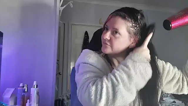 AureliaXOX online show from 01-15-26, 10:20