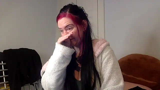 AureliaXOX online show from 02-08-26, 11:24