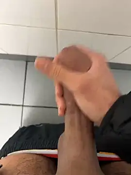 amialiii online show from 02-13-25, 10:43