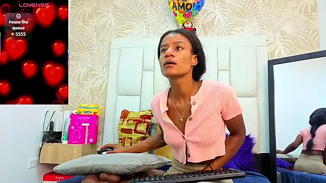 dafnnelewis online show from 04-11-26, 11:25