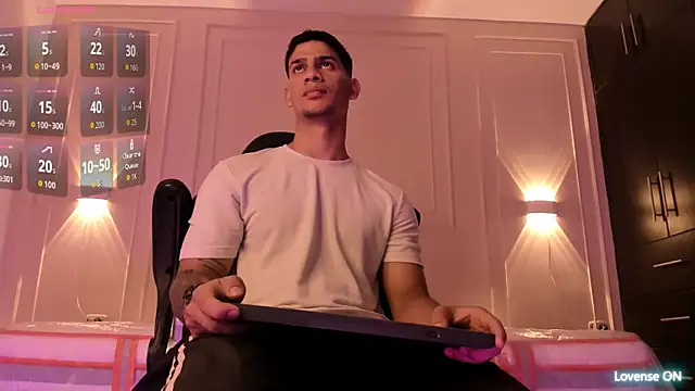 ANDRES STUD online show from 05-31-26, 04:20