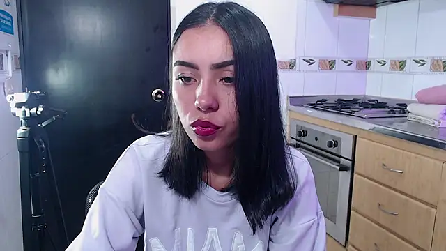 julieta fn online show from 05-11-26, 03:29