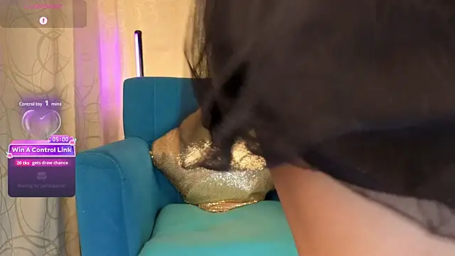 Snapshot of sophia_dumont chatting on 01-08-26, 11:40 sophia dumont online show from 01-08-26, 11:40