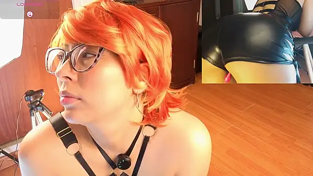 Snapshot of sophia_dumont chatting on 01-17-26, 06:11 sophia dumont online show from 01-17-26, 06:11