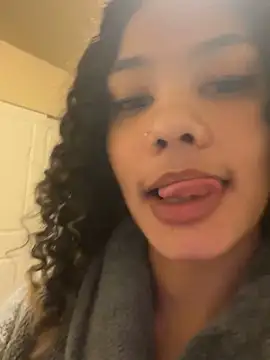 tastylolaaa online show from 02-08-25, 01:11