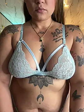 Madissonlove 1 online show from 07-02-26, 03:23