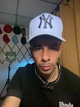 Snapshot of venusfranco_94 chatting on 07-19-26, 03:10 venusfranco 94 online show from 07-19-26, 03:10