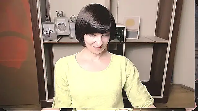  AngeliaFlow  online show from 05-09-26, 08:30
