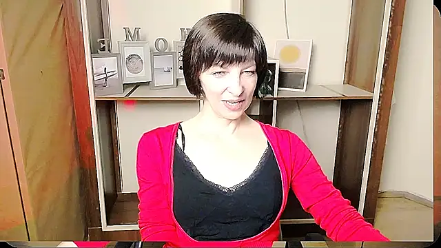 Snapshot of _AngeliaFlow_ chatting on 06-10-26, 08:13 AngeliaFlow online show from 06-10-26, 08:13