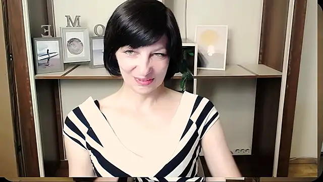 Snapshot of _AngeliaFlow_ chatting on 06-30-26, 07:53 AngeliaFlow online show from 06-30-26, 07:53