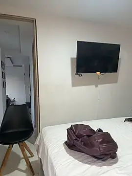 Snapshot of Tana_latin chatting on 04-14-26, 10:49 Tana latin online show from 04-14-26, 10:49