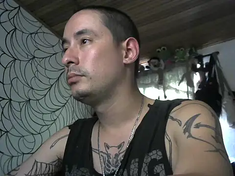 Snapshot of vampireathome chatting on 04-26-26, 08:28 vampireathome online show from 04-26-26, 08:28