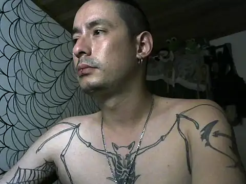 Snapshot of vampireathome chatting on 05-08-26, 06:41 vampireathome online show from 05-08-26, 06:41