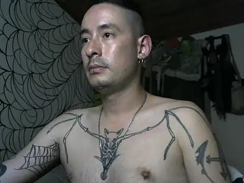 Snapshot of vampireathome chatting on 06-02-26, 05:20 vampireathome online show from 06-02-26, 05:20