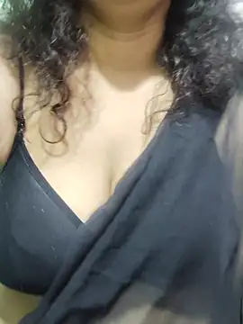 Snapshot of Your_cutiepie_ chatting on 07-15-26, 10:42 Your cutiepie online show from 07-15-26, 10:42