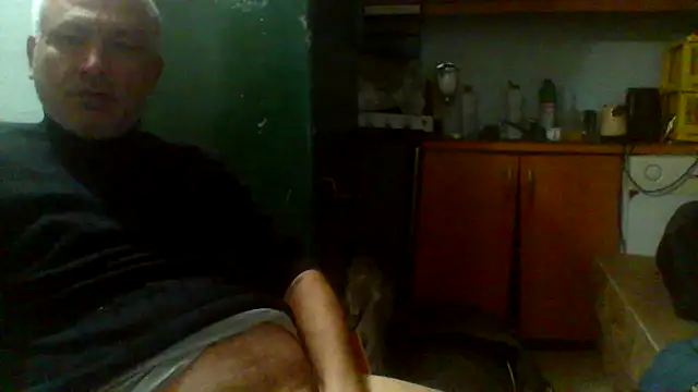 Snapshot of murat7888 chatting on 01-17-26, 04:39 murat7888 online show from 01-17-26, 04:39