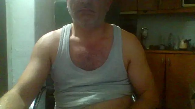Snapshot of murat7888 chatting on 02-13-26, 10:44 murat7888 online show from 02-13-26, 10:44
