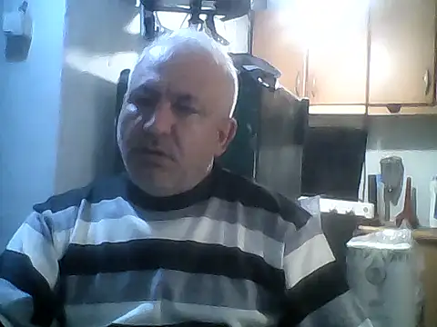 Snapshot of murat7888 chatting on 04-07-26, 07:42 murat7888 online show from 04-07-26, 07:42