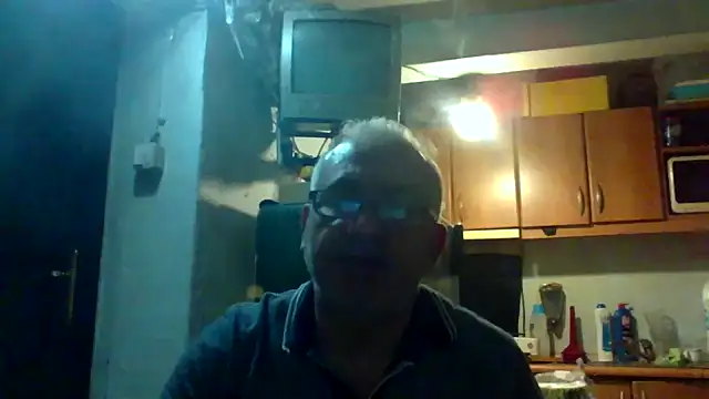 Snapshot of murat7888 chatting on 04-13-26, 03:34 murat7888 online show from 04-13-26, 03:34