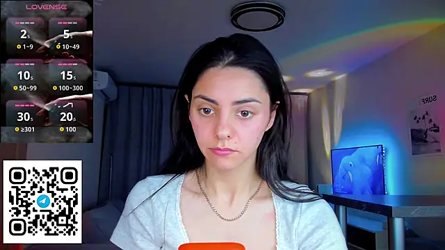 EmiliaZen online show from 04-19-26, 06:10