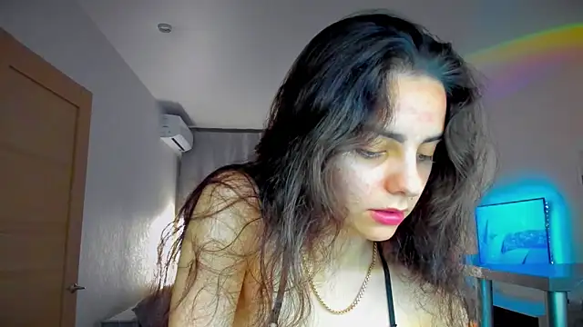 EmiliaZen online show from 05-22-26, 07:52