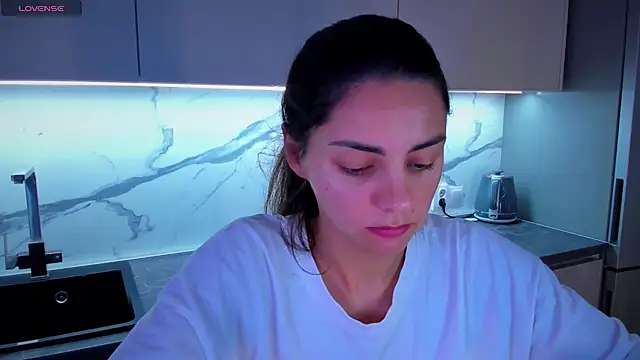 EmiliaZen online show from 07-23-26, 01:53