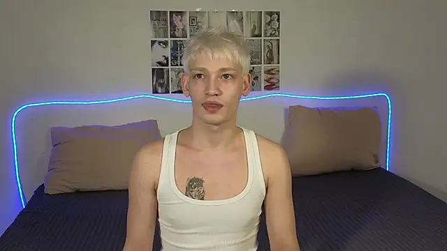 Julian wins online show from 03-04-26, 02:34