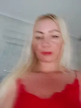 Snapshot of visnjica chatting on 05-20-26, 09:21 visnjica online show from 05-20-26, 09:21