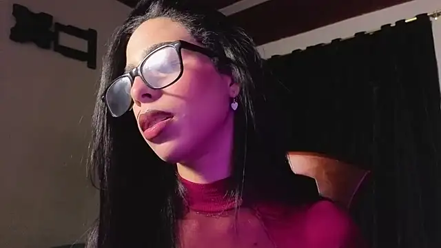 Snapshot of melissa_becraft chatting on 04-17-26, 11:19 melissa becraft online show from 04-17-26, 11:19