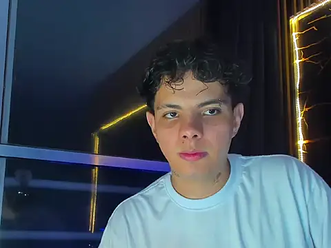 Alessandro 1610 online show from 07-07-26, 06:47
