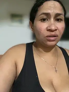 Snapshot of Carola-Ross chatting on 12-23-25, 12:08 Carola-Ross online show from 12-23-25, 12:08